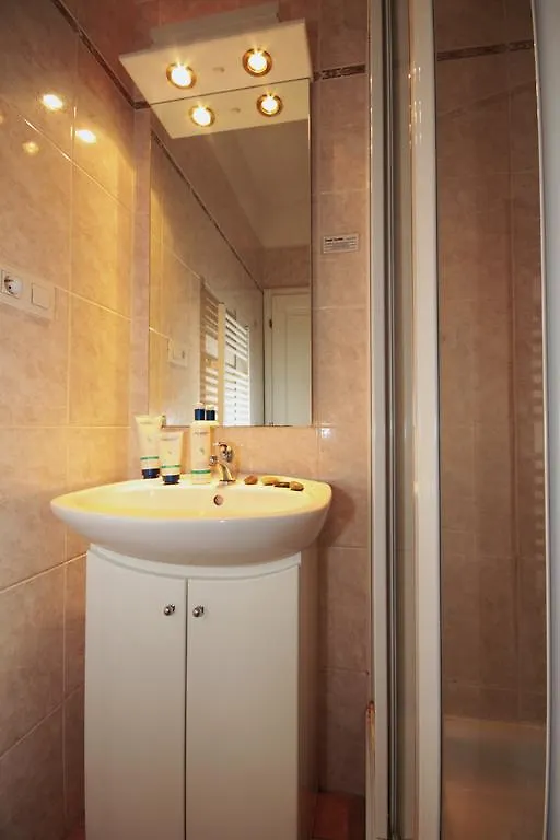 V Lesicku Residence Prague Apartment