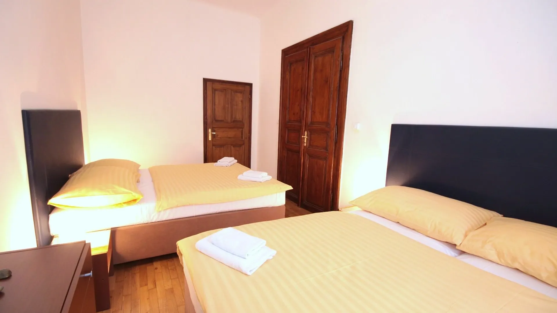 V Lesicku Residence Prague Apartment